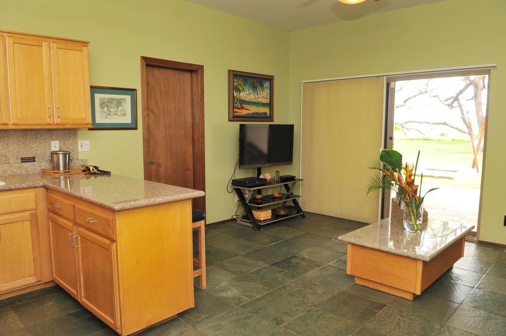 Aloha Aku Inn & Suites Kihei Habitación foto